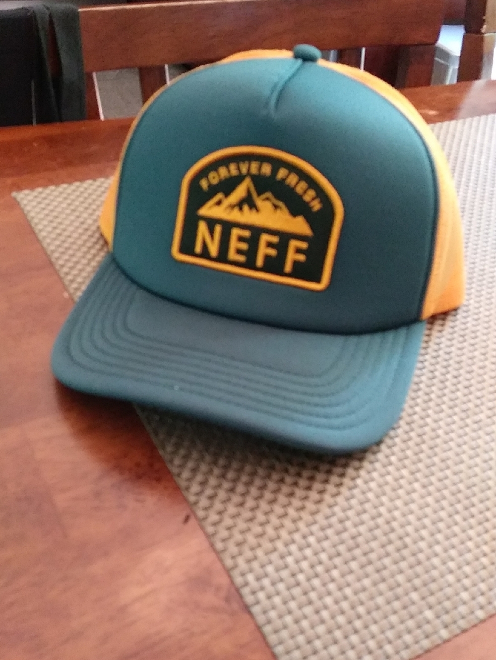 Hat (Neff)